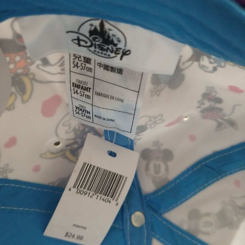 Minnie Mouse hat - Picture 6 of 7